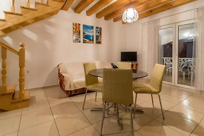 Ferienwohnung mit Meerblick, Terrasse und