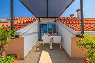 Ferienwohnung mit Balkon und Meerblick