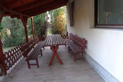 Ferienhaus mit Garten und Grill
