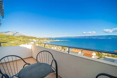 Apartment mit einem Schlafzimmer, Balkon und 