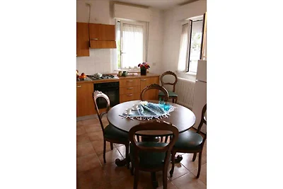 Ferienwohnung mit Balkon, 150 m vom Strand