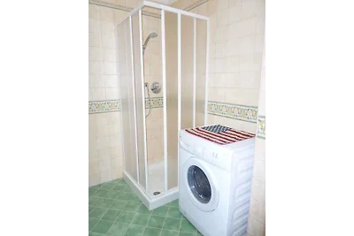 Ferienwohnung im Dachgeschoss mit Parklatz