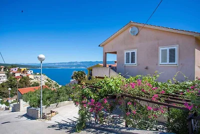 Ferienwohnung mit Balkon und Klimaanlage