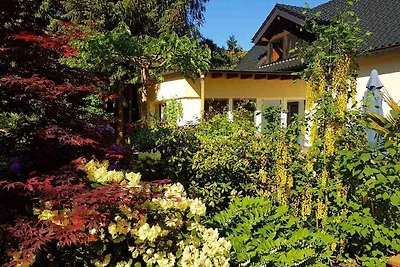 Ferienhaus mit Garten und eigenem Schwimmbad