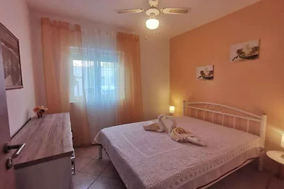 Ferienwohnung mit Terrasse und Grill