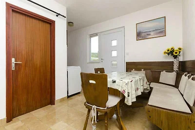 Ferienwohnung mit Klimaanlage und Grill