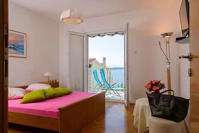 Appartamento Vacanza con famiglia Okrug Gornji
