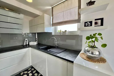 Ferienwohnung mit Balkon und Klimaanlage