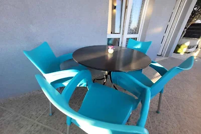Ferienwohnung 80 m zum Strand mit Meerblick
