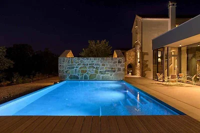 Villa mit Pool