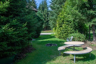 Ferienwohnung mit eigenem Eingang im Skiort