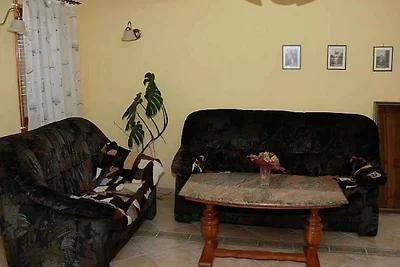 Ferienwohnung mit Gartenterasse und Grill