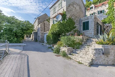 Ferienhaus mit Terrasse und Grill
