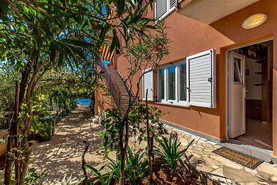 Ferienwohnung mit Parkplatz, Meerblick und