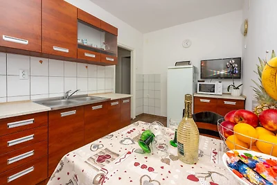 Ferienwohnung mit Balkon und Klimaanlage