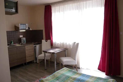 Studio kinderfreundlich mit Internet und
