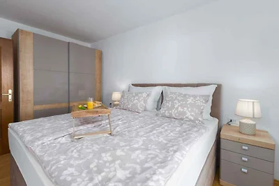 Ferienhaus mit Garten