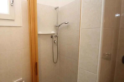 Ferienwohnung mit Klimaanlage und Balkon