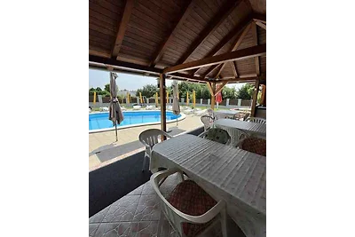 Ferienwohnung mit beheiztem Pool und Internet