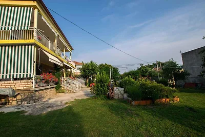 Ferienwohnung mit Klimaanlage und Balkon