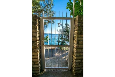 Ferienwohnung mit Balkon und Meerblick