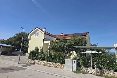Ferienwohnung mit Terrasse und Grill