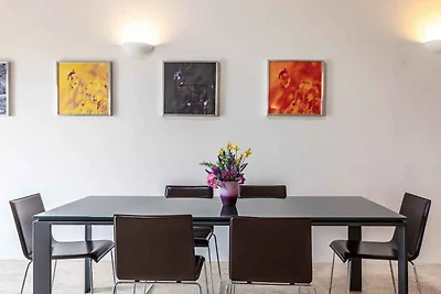 Ferienwohnung mit Terrasse, Klimaanlage und