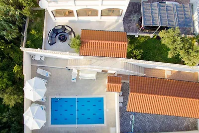 Vakantiehuis Ontspannende vakantie Sumpetar Jesenice