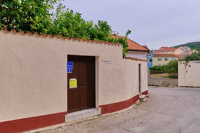 Gemütliche Unterkunft ANTONELLA mit Meerblick