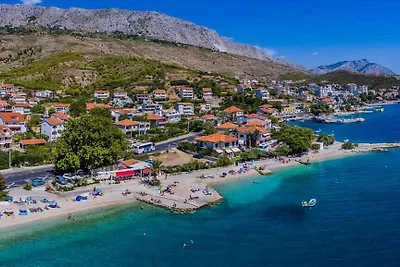 Apartment mit zwei Schlafzimmern im ersten St