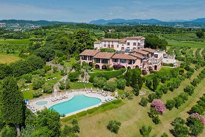 Ferienwohnung mit Pool, Klimaanlage und Balko