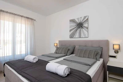 Ferienhaus mit Meerblick