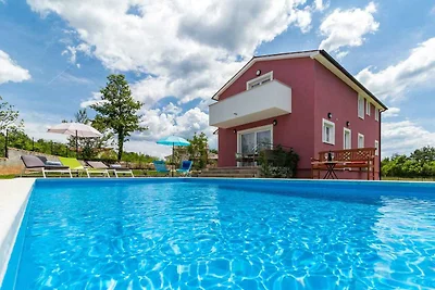 Villa mit Klimaanlage und Pool