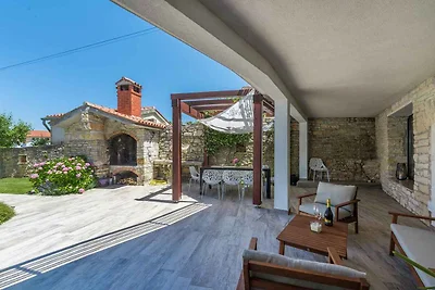 Villa mit Pool für bis zu 10 Personen in Rovi