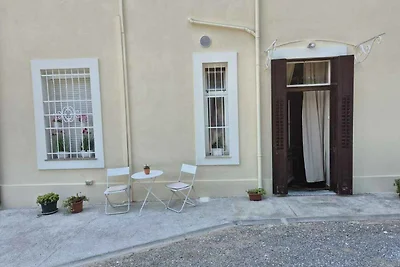 Ferienwohnung in charmanter Altbauvilla im Ze