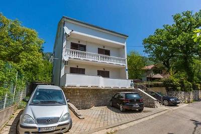 Ferienwohnung mit Klimaanlage und Aussenpool