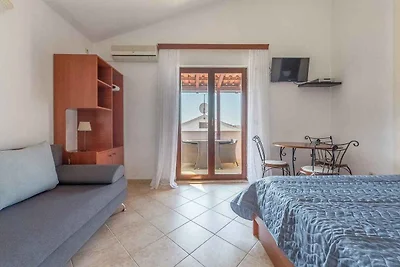 Studio-Apartment mit Meerblick in Strandnähe