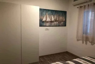 Ferienwohnung mit Klimaanlage und Balkon