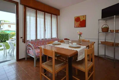 Bungalow mit Klimaanlage, Terrasse und Garten