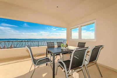 Komfortables Ferienapartment Batela mit Meerb