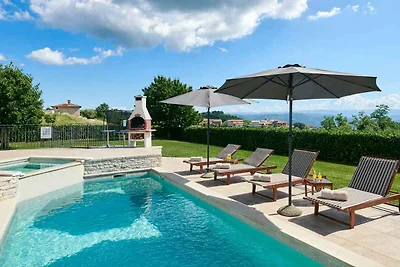 Villa mit Klimaanlage und Pool