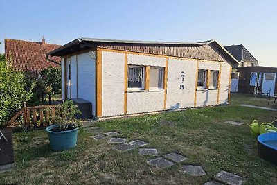 Bungalow mit kleiner Terrasse