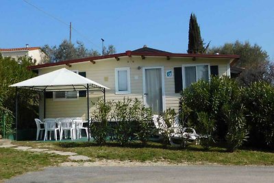 Mobilehome mit Terrasse, Klimaanlage und Pool