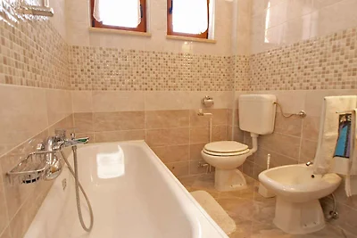 Ferienwohnung mit Klimaanlage und Terrasse