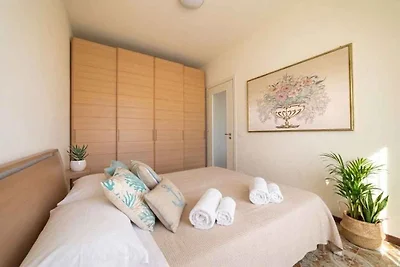 Ferienwohnung mit Klimaanlage und Balkon