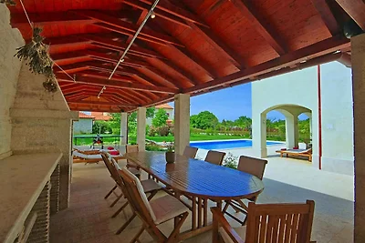 Villa Luxuriöse Villa ALMA