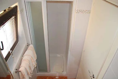 Ferienwohnung mit Balkon und Klimaanlage