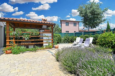 Ferienhaus mit Sonnenterrasse und Grillplatz