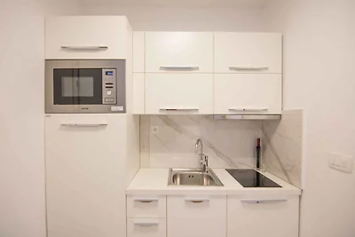 Studio 250 m zum Strand