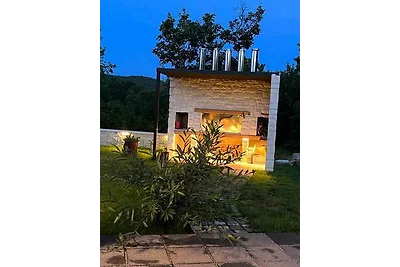 Ferienhaus Mit Terasse und Pool